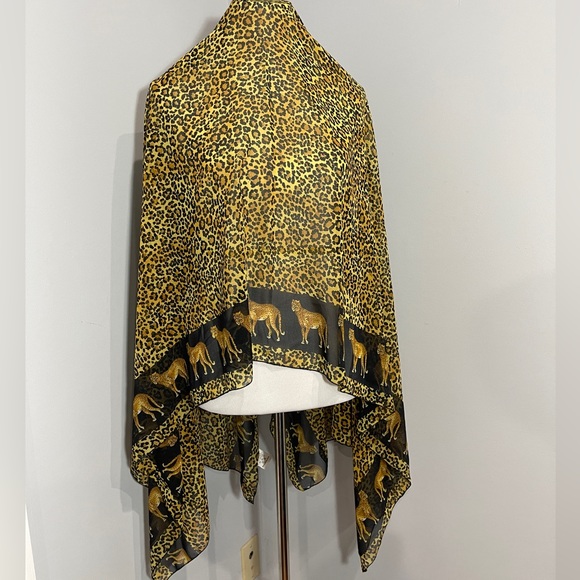 Cheetah print wrap - Picture 2 of 2